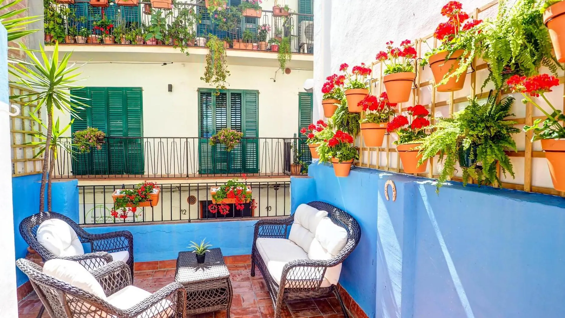 Charming Patio By Hello Homes سيدجيس شقة